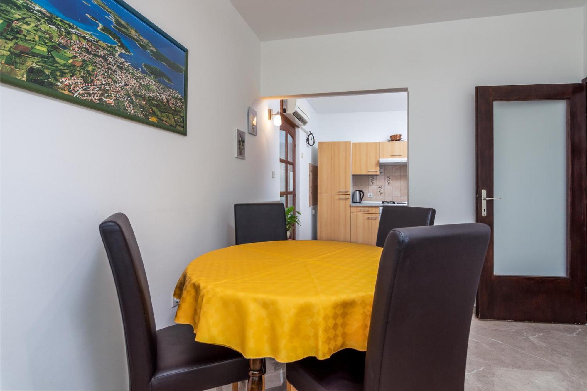 Apartments With A Parking Space Medulin - 7494 Room photo
